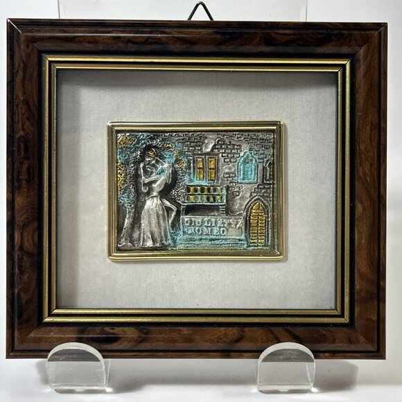 Mini Hand Carved 3D Image Or Romeo And Guiliett Miniature Framed - Picture 2 of 6